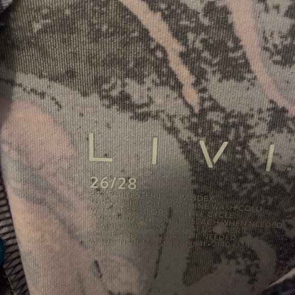 Lane Bryant Top! - Picture 2 of 3